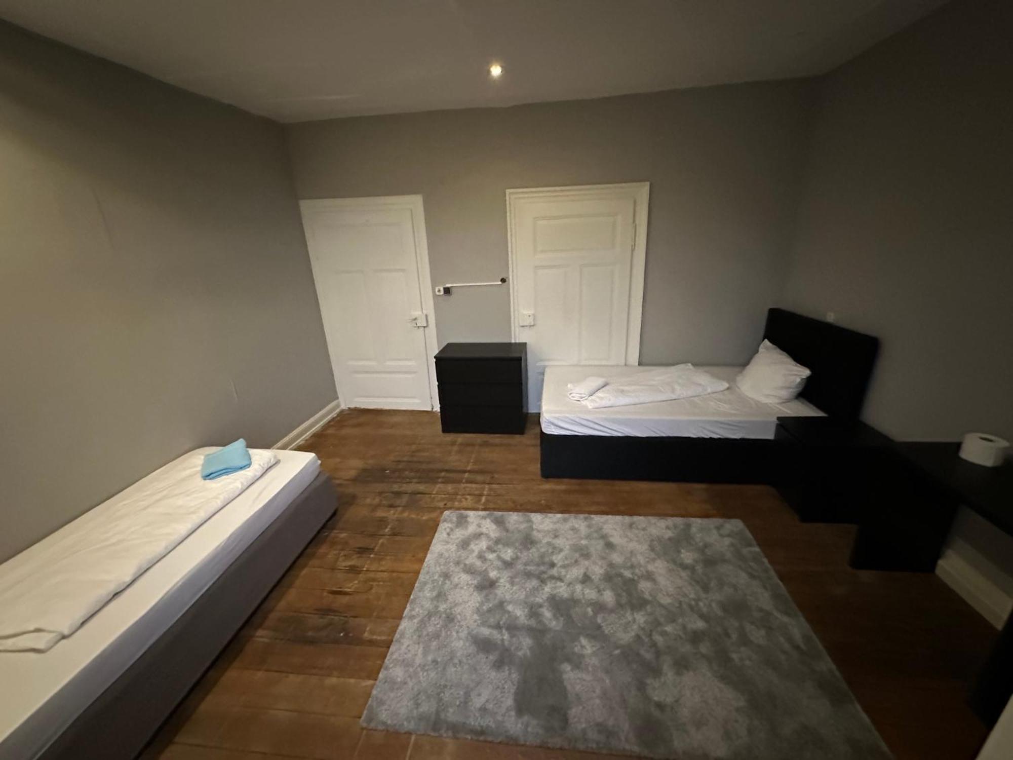Zimmer In Kaiserslautern Chambre photo
