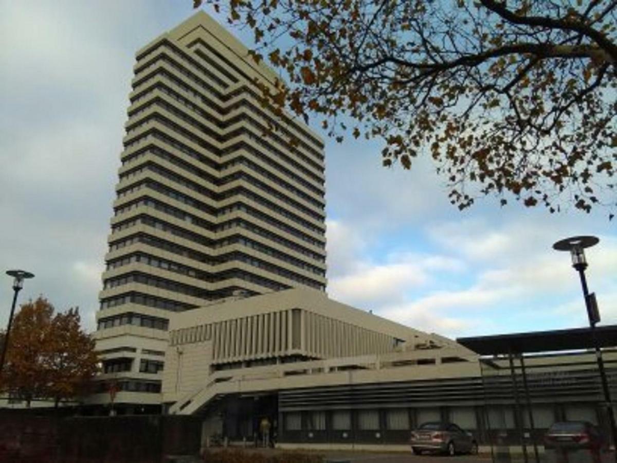 Zimmer In Kaiserslautern Extérieur photo